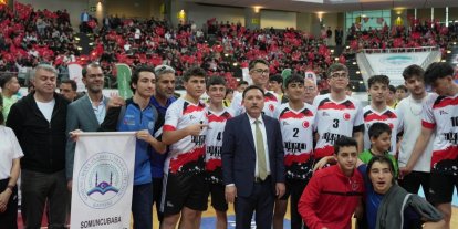 Kayseri’de imam hatip rüzgarı: 3 bin sporcu, tek yürek