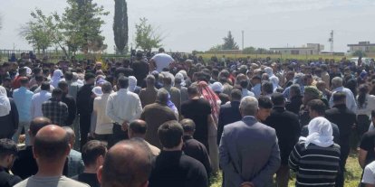 Evin damında ölü bulunan 5 yaşındaki çocuk defnedildi