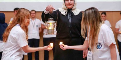 Bayburt’ta hemşirelik öğrencileri için üniforma giyme töreni düzenlendi