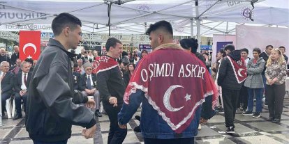 Burdur’da 16 engelli genç temsili askerlik görevi için kışlaya uğurlandı