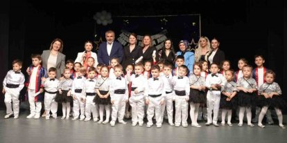 Minikler yetenekleri ile parmak ısırttı