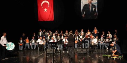 Nilüfer’de Engelliler Haftası ’Bizim Ev’in yıl sonu gösterisiyle tamamlandı