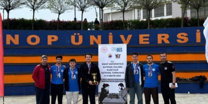 Düzce Üniversitesi Satranç Topluluğu’ndan KuzeyCup’ta 4. oldu