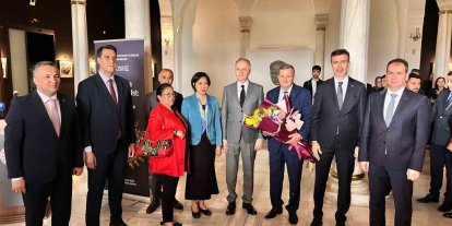 Ankara’da "Elde Vefa Gözde Zarafet: Takı Sanatının 12 Bin Yıllık Öyküsü" sergisi açıldı