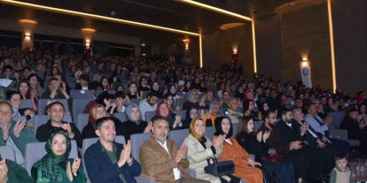Çorum’da Gençlik Korosu’ndan 19 Mayıs konseri
