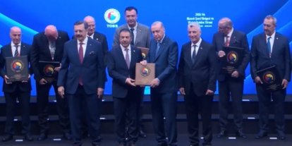 Cumhurbaşkanı Erdoğan’dan DTO Başkanı Erdoğan’a ‘Hizmet Şeref’ plaketi
