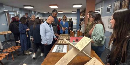 İç mekan tasarımı öğrenci projeleri yıl sonu sergisi kapılarını açtı