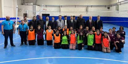 Susuz’da gençlik haftası voleybol turnuvası heyecanı