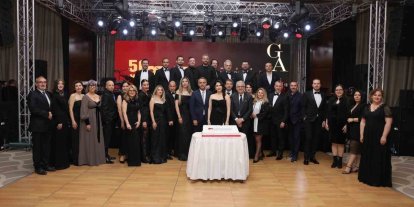 Bursa’da mesleğin duayeni içmimarlara ödül