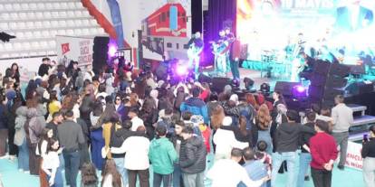 Kars’ta 19 Mayıs kutlamalarında unutulmaz konser