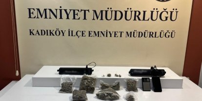 Kadıköy’de narkotik operasyonu: İş yerindeki gizli bölmeden uyuşturucu çıktı
