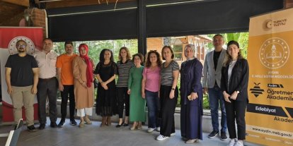 Aydın’da "Maarifin Kalemleri" söyleşisi yoğun ilgi gördü