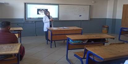 Kars Yeşilay’dan Velilere Teknoloji Bağımlılığı Eğitimi