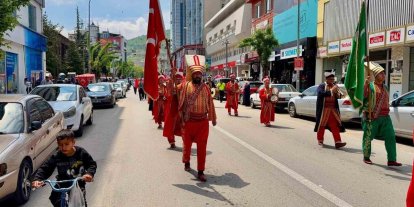 Meslek liseliler mehteran eşliğinde yürüyüp, mesleklerini anlattılar