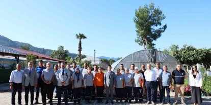 Başkan Ünlü, personelle bayramlaştı