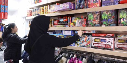 Kocasinan’da paranın geçmediği dost mağazada bayramlık alışveriş keyfi