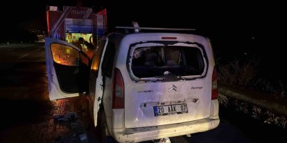 Osmaniye’de bir ticari araç seyir halindeyken yandı