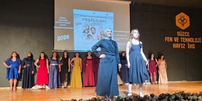 Öğrencilerin Yeşilçam Defilesi çok beğenildi