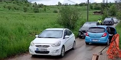 Bolu’da tatilciler köy yollarında yoğunluğa sebep oldu