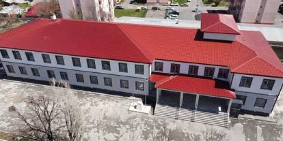Kars'ta 12 Derslikli Cumhuriyet Lisesi Tamamlandı