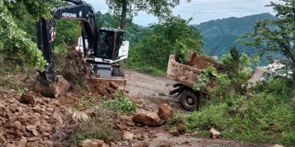 Trabzon’da ekiplerin sel ve heyelan seferberliği