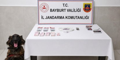 İstanbul’dan Bayburt’a uyuşturucu getiren 3 şüpheli yakalandı