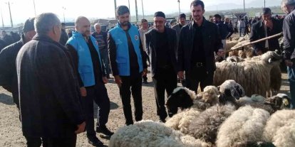 Çaldıran’da din görevlileri vatandaşı bilgilendirdi