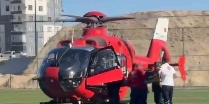 Malatya’da ambulans helikopter 62 yaşındaki hasta için havalandı