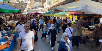 Tarihi Salı Pazarı’nda bayram bereketi