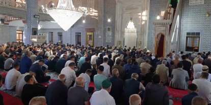 Şanlıurfa’da bayram namazı coşkusu