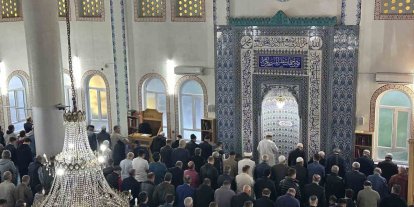 Uşak’ta Kurban Bayramı namazı kılındı