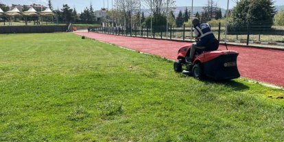 Söğüt’te park ve bahçelerde yoğun mesai