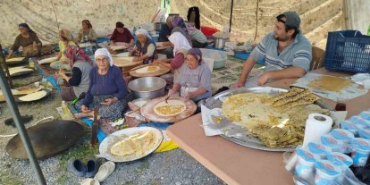 Yunus Pınarı Mezarlığında geleneksel bayram buluşması