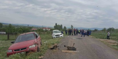 Bingöl’de trafik kazası: 2 yaralı