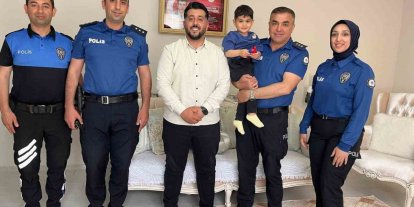 Şehit aileleri ile şehitlikler bayramda ziyaret edildi