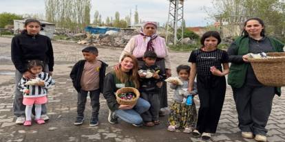 Yeşilay Kars Şubesi, bu bayramda da çocukları unutmadı.