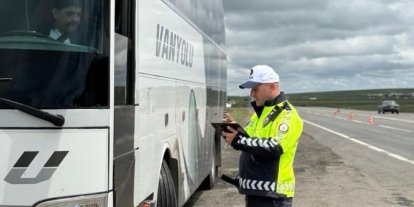 Kars’ta trafik denetimleri sürüyor