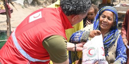 Türk Kızılay yurt içinde ve 30 ülkede 199 bin 846 hisse kurban kesimi gerçekleştirdi