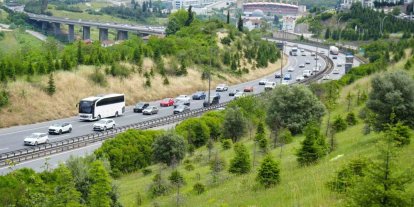 Kocaeli geçişinde Anadolu’dan Avrupa’ya bayram dönüş trafiği akıcı ilerliyor
