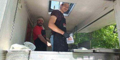 Burhaniye’de lokma ve pilav hayrı geleneği devam ediyor