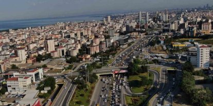 Bayram tatili sona erdi: D-100’de yoğunluk oluştu