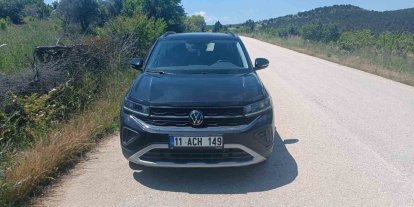 Bilecik’te otomobilin çarptığı çocuk ağır yaralandı