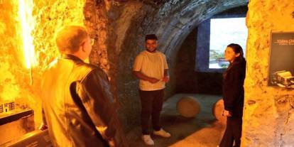 Vali Polat bu kez rehber oldu: Kars’ı adım adım anlattı, Peynir Müzesi’ni gezdirdi
