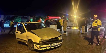 Erzincan’da 2 aracın çarpıştığı kazada 5 kişi yaralandı