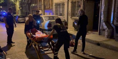 Psikolojik sorunları olan adam hem kendini hem annesini bıçakladı