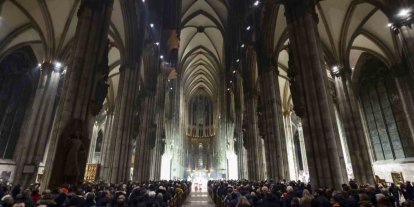 Köln Katedrali, 1 Temmuz’dan itibaren turistlerden 12 Euro giriş ücreti alacak