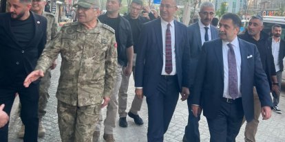 Orgeneral Metin Tokel’den Yüksekova’ya sürpriz ziyaret