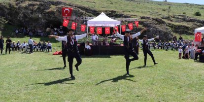 Eskişehir’de Bahar Şenliği ve Şalvar Gecesi coşkusu