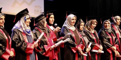 Büyükçekmece Belediyesi Halk Akademisi’nde 678 kursiyer mezun oldu