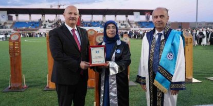 Adıyaman Üniversitesi’nde mezuniyet coşkusu yaşandı